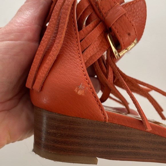 6 Michael Kors orange leather fringe sandal wedge - Picture 9 of 9